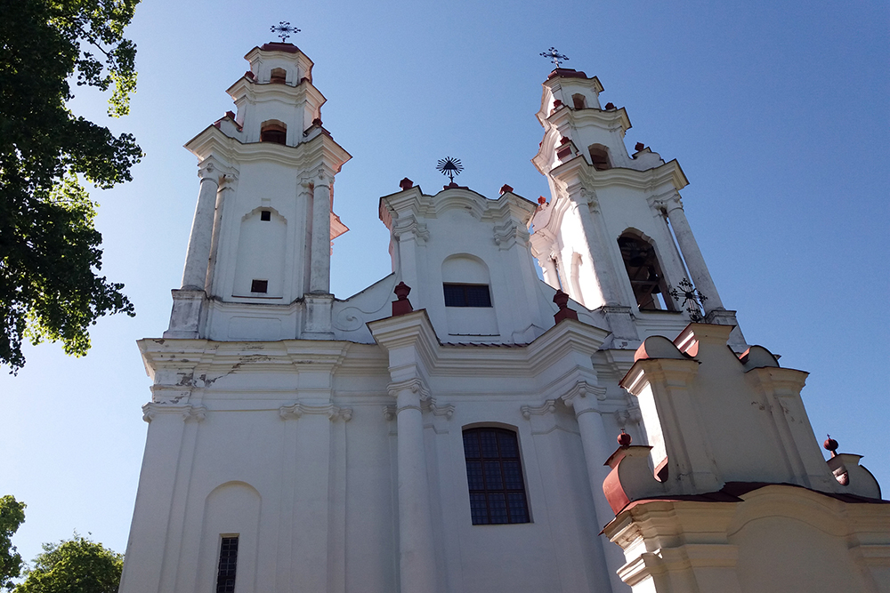 Церковь и усадьба в Пасиене (Pasiene)